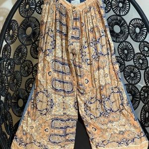 Coming and going jeans